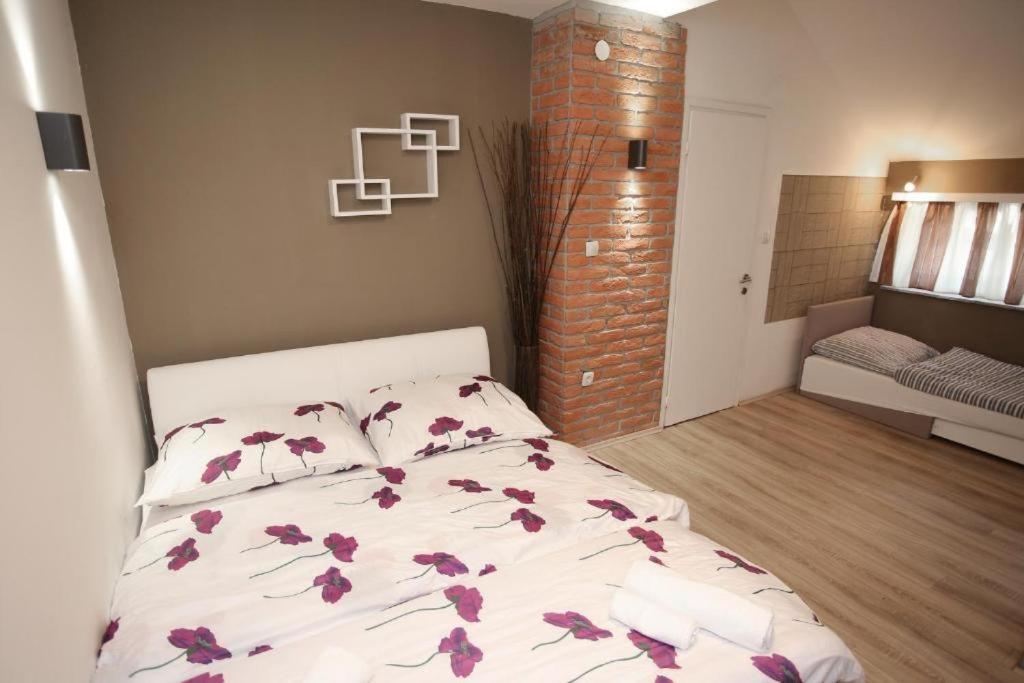 Apartments Rooms Paromlin Centar Zagreb Exterior photo